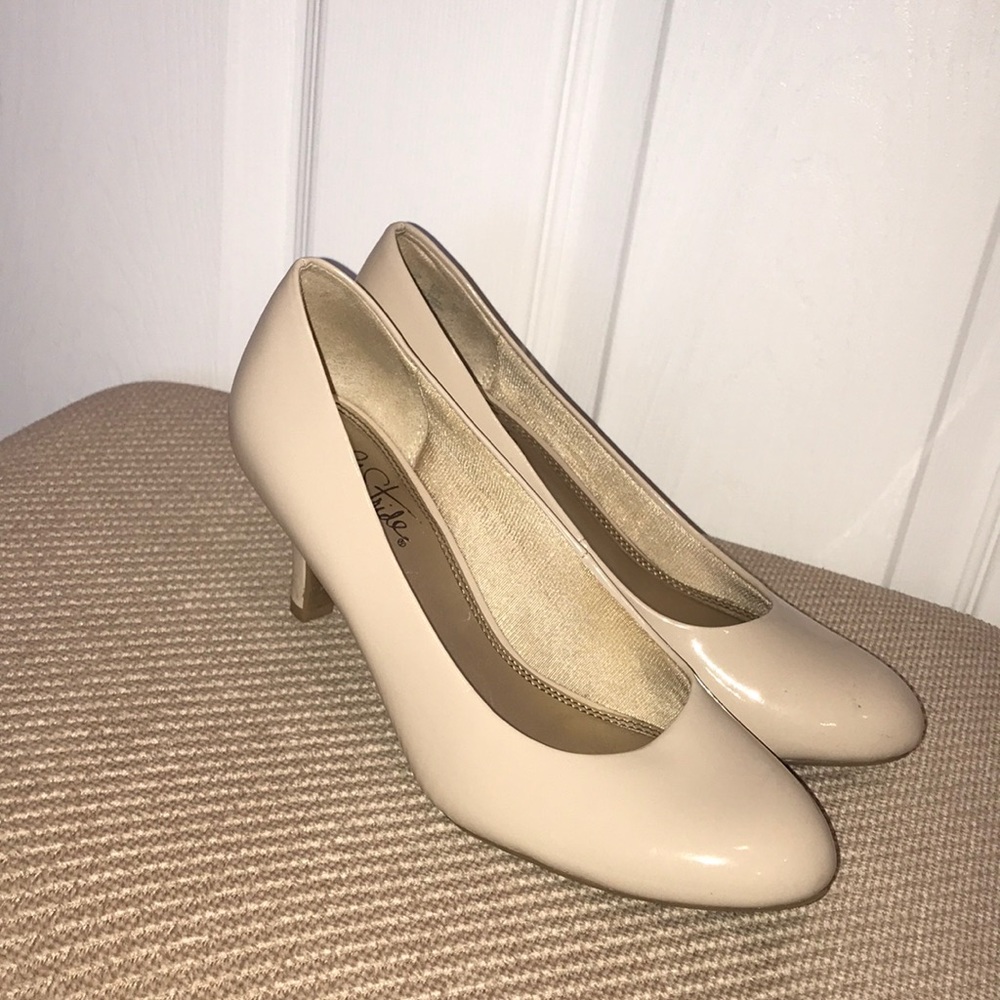 Nude heels